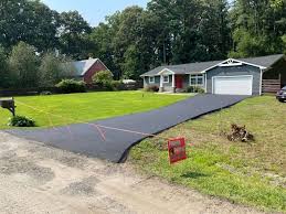 Best Asphalt Driveway Installation  in St Louis, MO